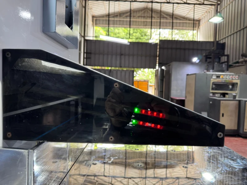 16 Beam Safety Sensors on Each Side Total 32 Safety Sensors in Machine